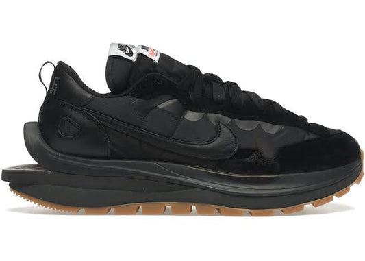 Nike Vaporwaffle Sacai Black Gum - Volt Kickz