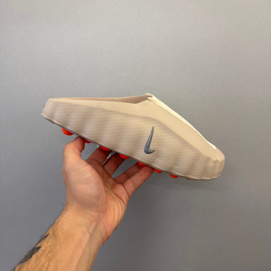 Slide Nike Mind 001 Light Bone Beige (Pronta Entrega) - Volt Kickz