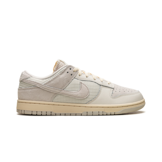 Nike Dunk Low Light Bone - Volt Kickz