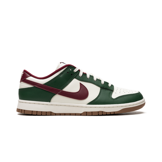 Nike Dunk Low Gorge Green - Volt Kickz