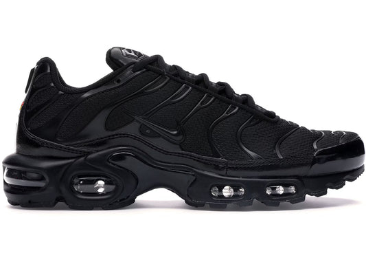 Nike Air Max Plus Triple Black - Volt Kickz